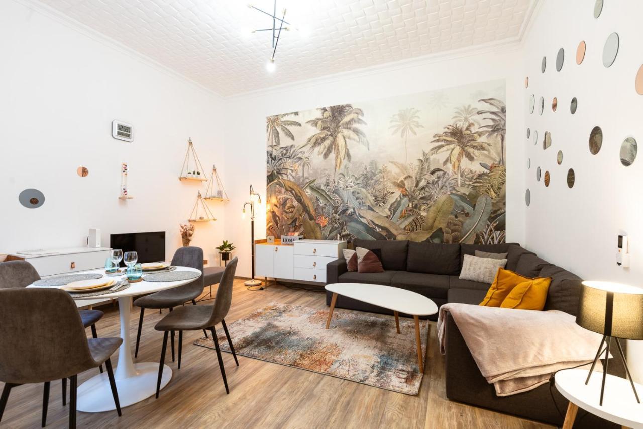Stylish Modern Apartment Next To New York Cafe Βουδαπέστη Εξωτερικό φωτογραφία