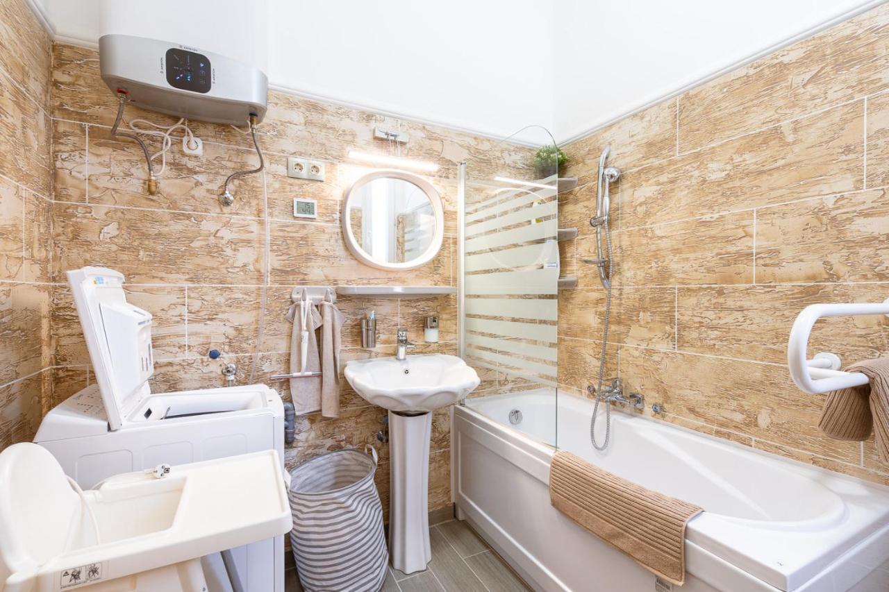 Stylish Modern Apartment Next To New York Cafe Βουδαπέστη Εξωτερικό φωτογραφία